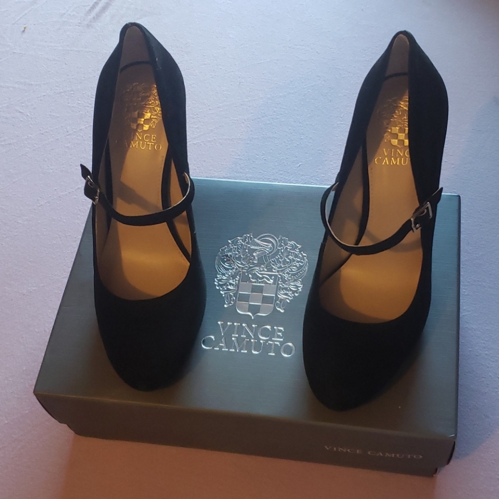 Vince Camuto Black Suede Beverly Heels